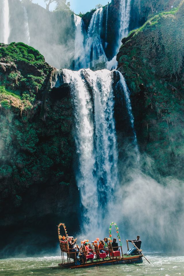 Ouzoud waterfall view 1